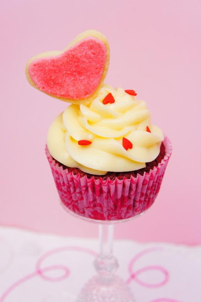 Red Velvet Engagement Cupcakes