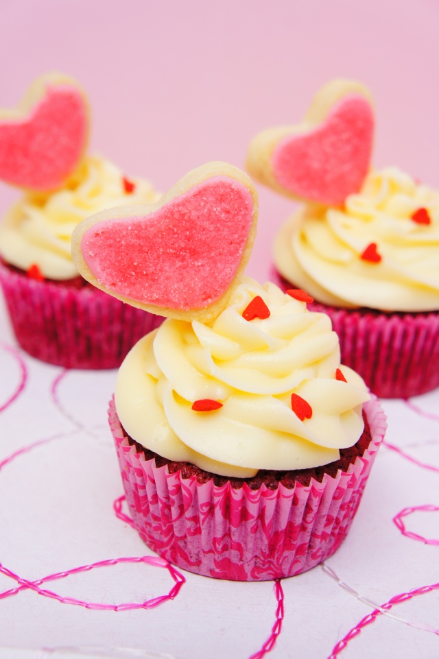 Red Velvet Engagement Cupcakes